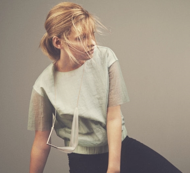 Marthe Cresson bijoux verre et métal salon créateurs nantes Échappées Belles