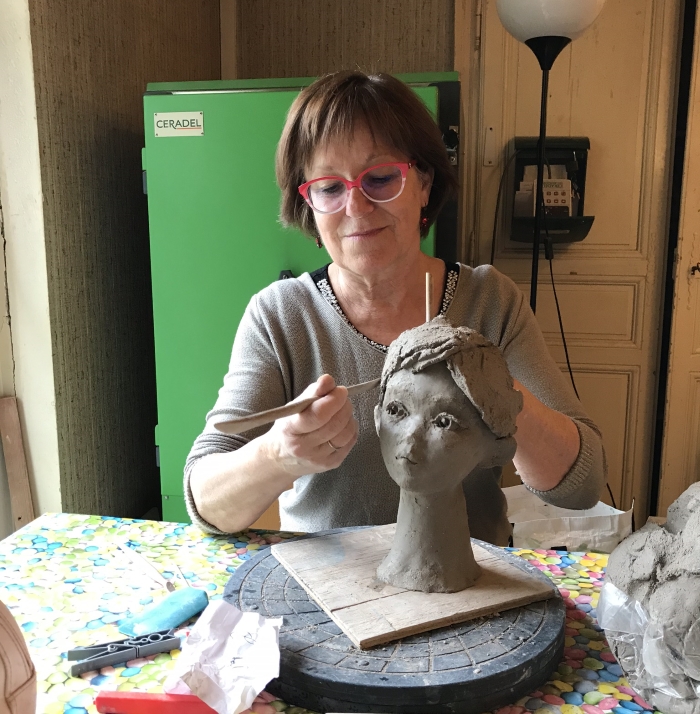 Chantal Couvreux sculptures bustes personnages argile salon de créateurs Nantes Échappées Belles